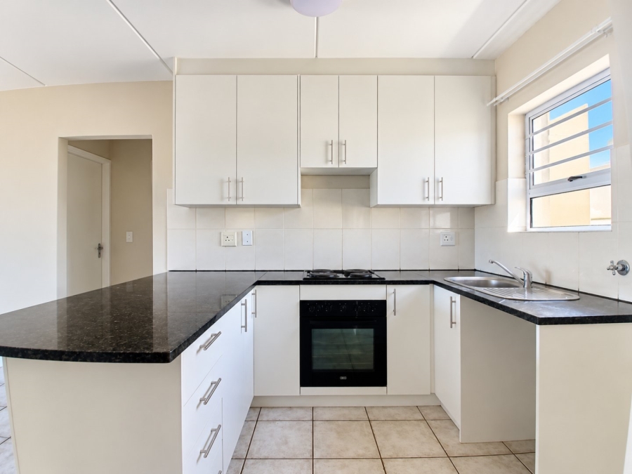 To Let 2 Bedroom Property for Rent in Parklands Western Cape